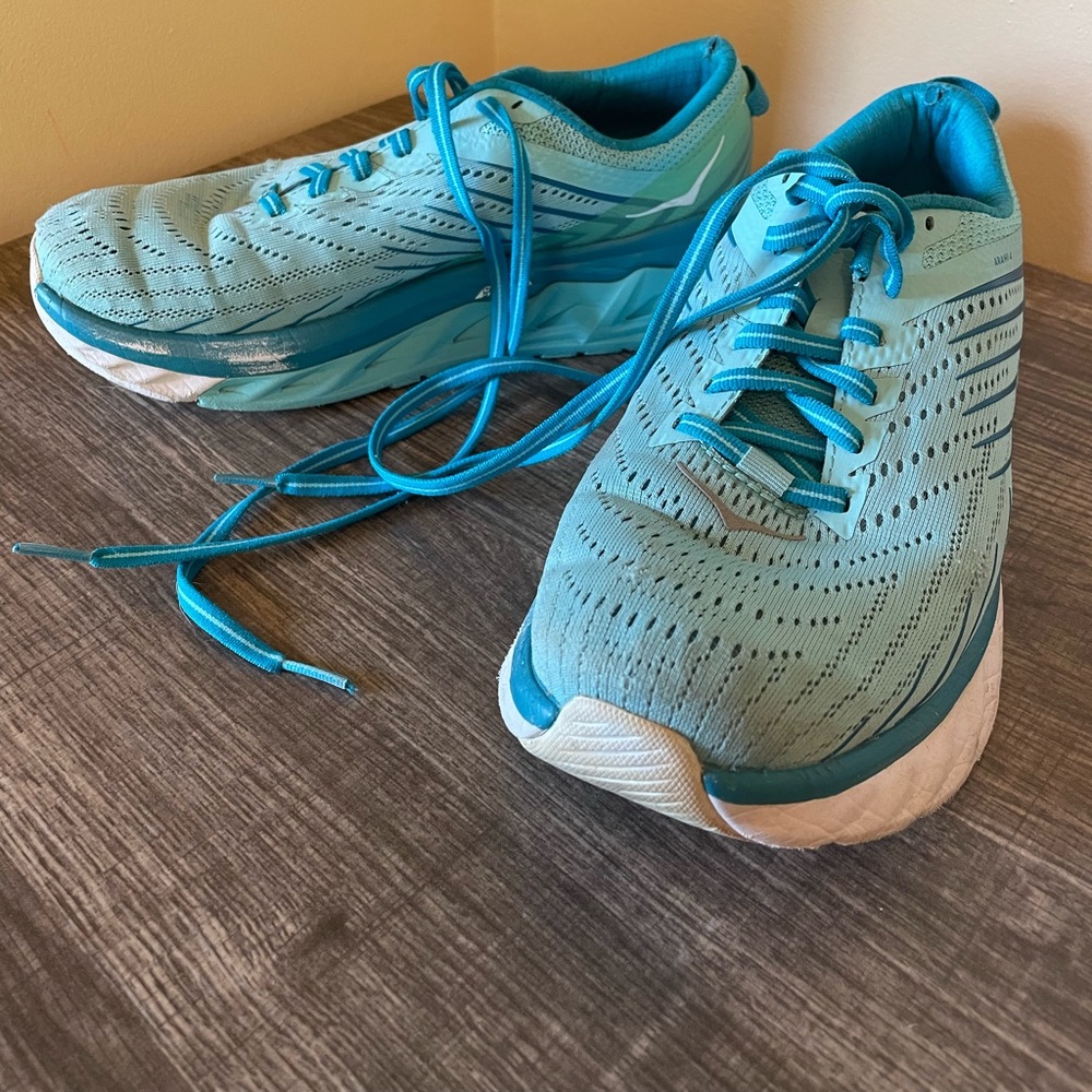 Hoka Ahari W (Wide Fit) size 8